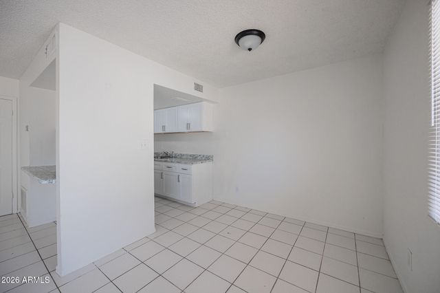 5246 N 42ND Lane, Phoenix, AZ 85019