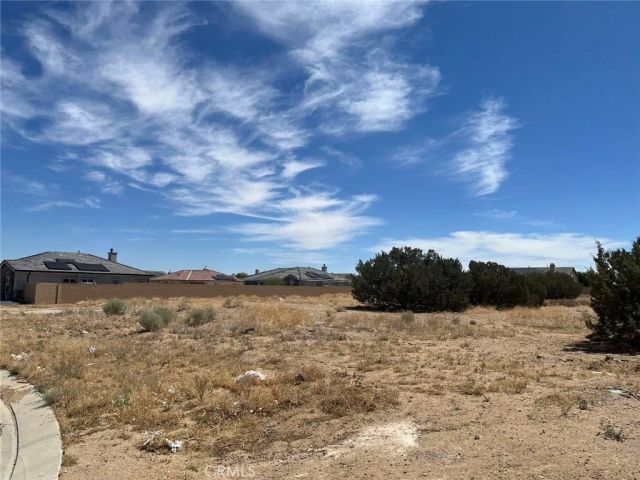 38 W Avenue M, Quartz Hill, CA 93536