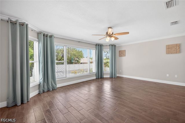 5866 Tahiti DR, Bokeelia, FL 33922