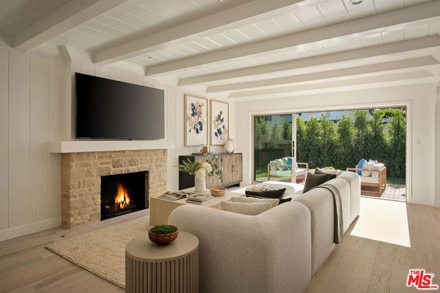 11268 Cashmere Street, Los Angeles, CA 90049