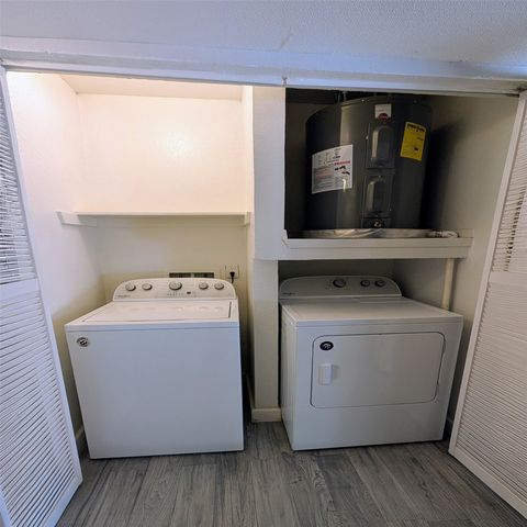 9613 Walnut Street 2105, Dallas, TX 75243
