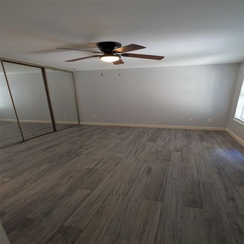 9613 Walnut Street 2105, Dallas, TX 75243