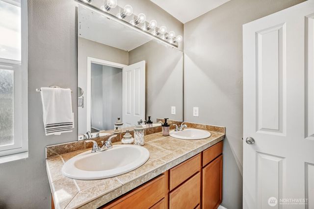 6602 Charlotte Avenue SE, Auburn, WA 98092