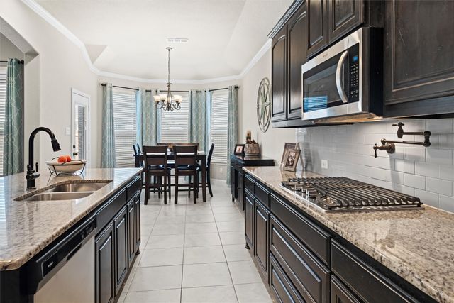 228 Prairie Oak Court, Burleson, TX 76028