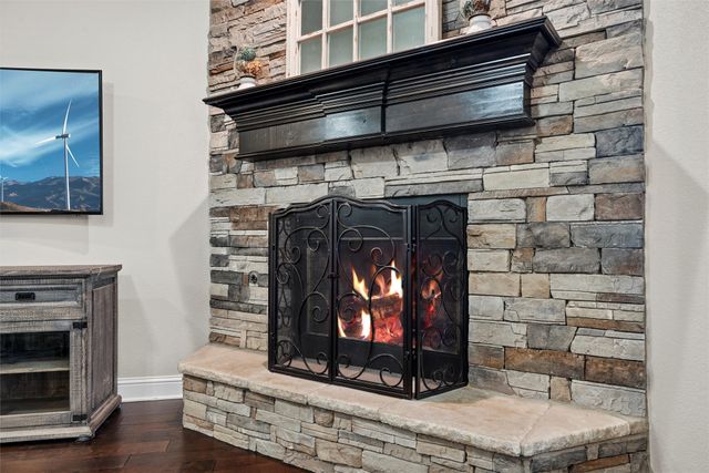 228 Prairie Oak Court, Burleson, TX 76028