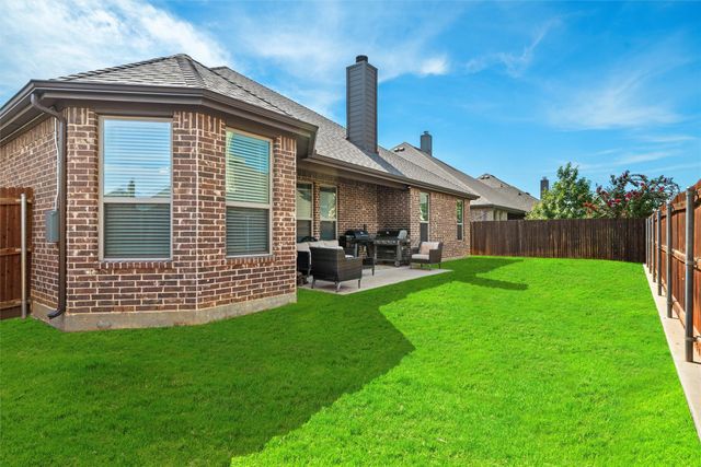 228 Prairie Oak Court, Burleson, TX 76028