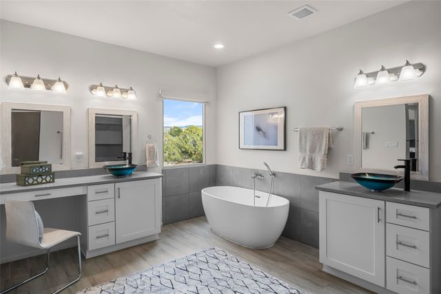 14 Plano Arbolito, Santa Fe, NM 87506