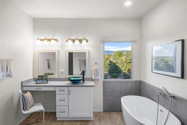 14 Plano Arbolito, Santa Fe, NM 87506
