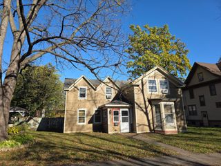 208 6th Street W, Hastings, MN 55033