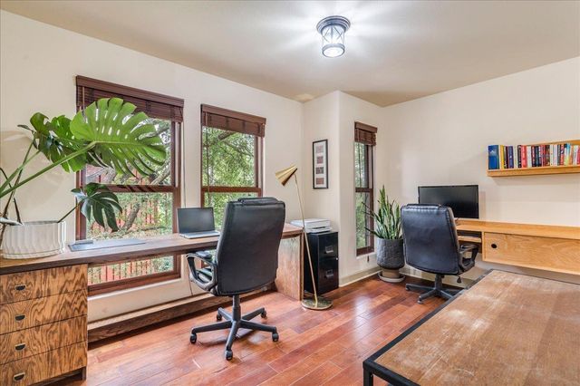 3012 S 4th ST B, Austin, TX 78704