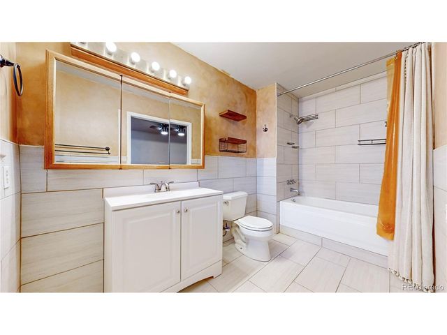359 Quentin St, Aurora, CO 80011