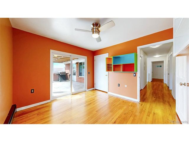 359 Quentin St, Aurora, CO 80011