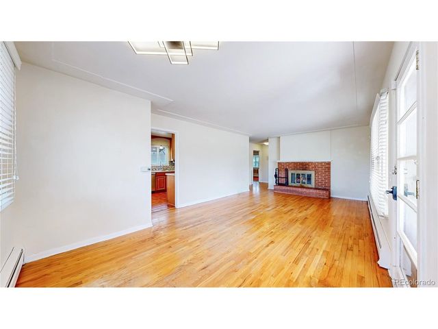 359 Quentin St, Aurora, CO 80011