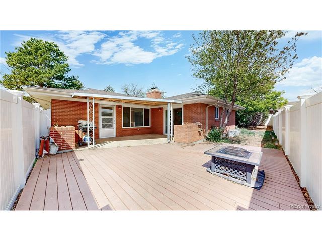 359 Quentin St, Aurora, CO 80011