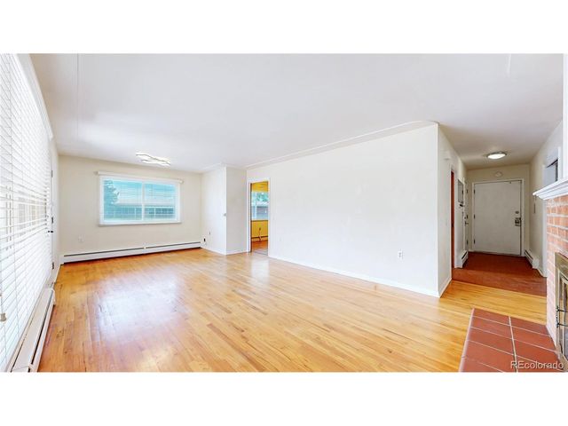 359 Quentin St, Aurora, CO 80011