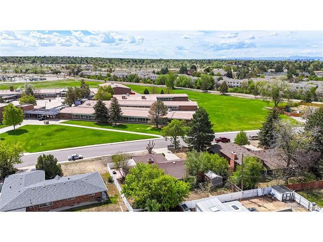 359 Quentin St, Aurora, CO 80011