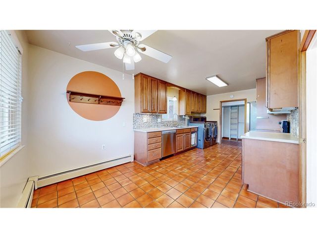 359 Quentin St, Aurora, CO 80011