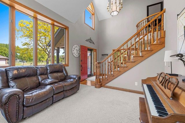 1009 BRILL ROAD, Kaukauna, WI 54130