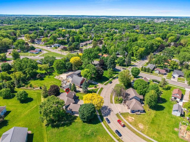 1009 BRILL ROAD, Kaukauna, WI 54130