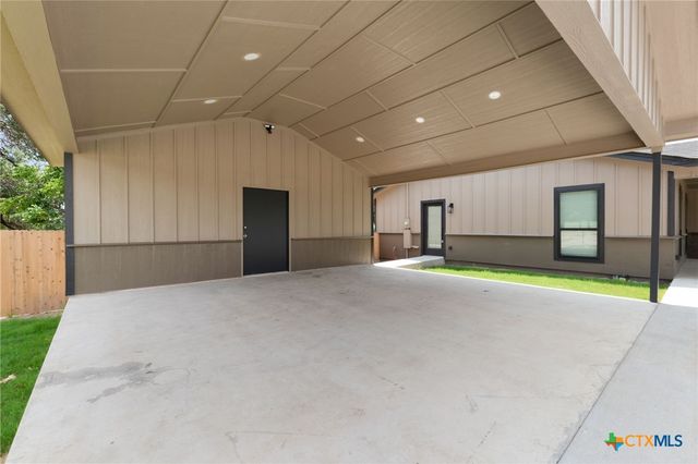 234 County Road 3400, Lampasas, TX 76550