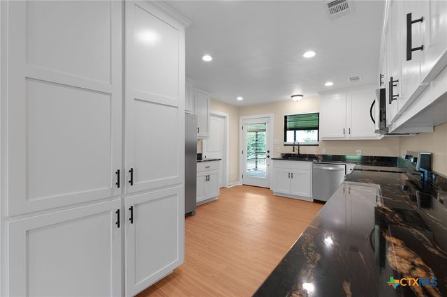 234 County Road 3400, Lampasas, TX 76550