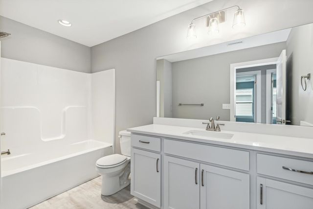 221 S Shay Rd, Andover, KS 67002