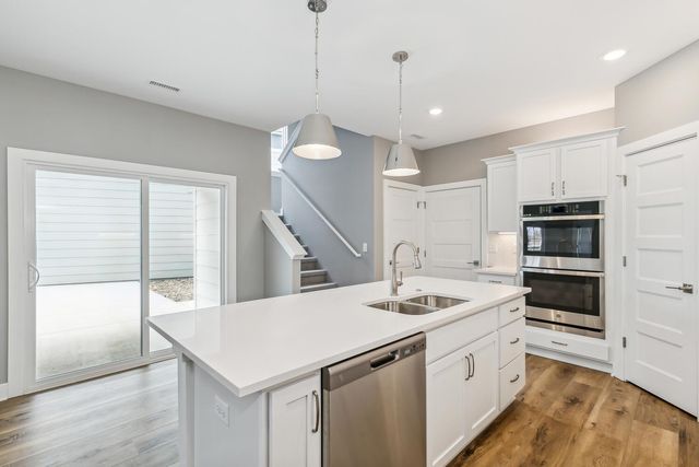 221 S Shay Rd, Andover, KS 67002