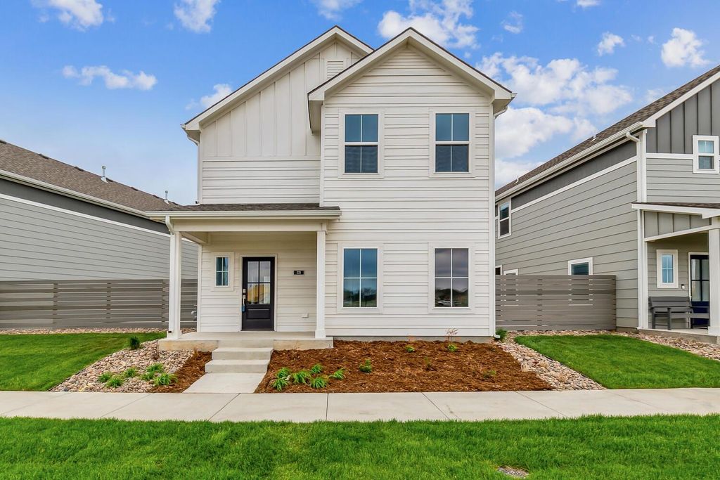 221 S Shay Rd, Andover, KS 67002