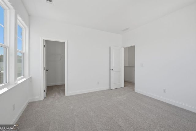 81 Bennett Farm Drive, Loganville, GA 30052