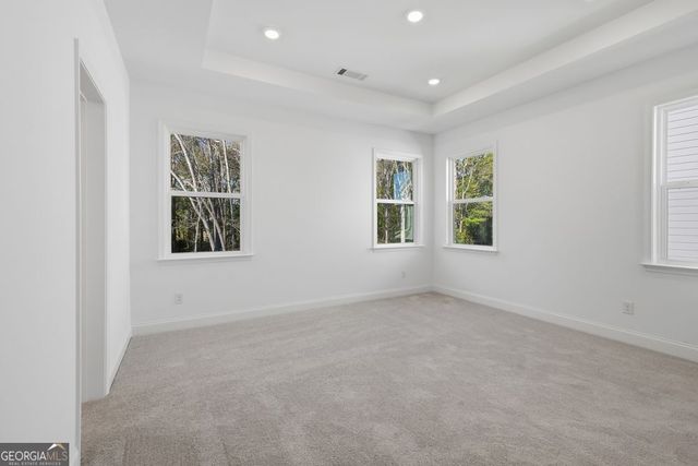 81 Bennett Farm Drive, Loganville, GA 30052