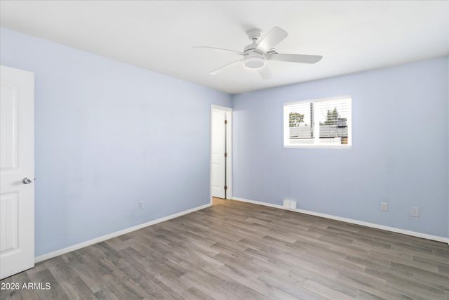 2 W FAIRMONT Drive, Tempe, AZ 85282