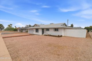 2 W FAIRMONT Drive, Tempe, AZ 85282
