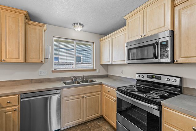 820 Garfield Street, Medford, OR 97501