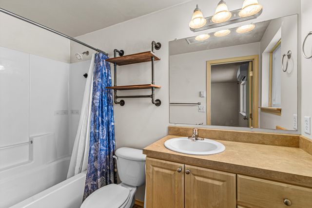 820 Garfield Street, Medford, OR 97501