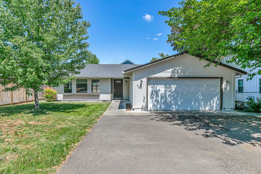 820 Garfield Street, Medford, OR 97501