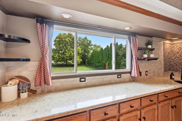 587 Rutledge Court, Perrysburg, OH 43551