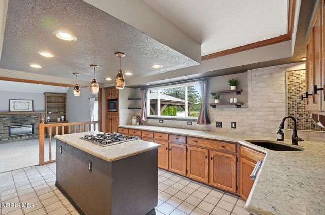587 Rutledge Court, Perrysburg, OH 43551