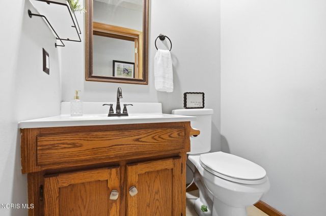 587 Rutledge Court, Perrysburg, OH 43551