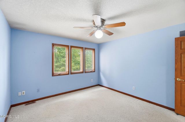 587 Rutledge Court, Perrysburg, OH 43551