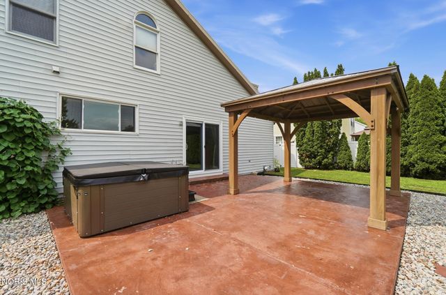 587 Rutledge Court, Perrysburg, OH 43551