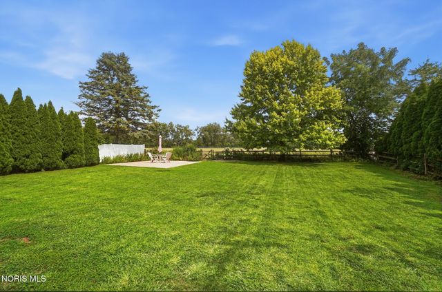 587 Rutledge Court, Perrysburg, OH 43551