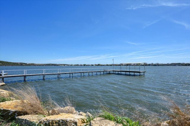 1011 Hidden Cove Trail, Granbury, TX 76049
