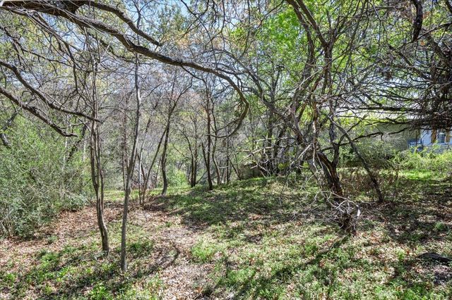 1011 Hidden Cove Trail, Granbury, TX 76049
