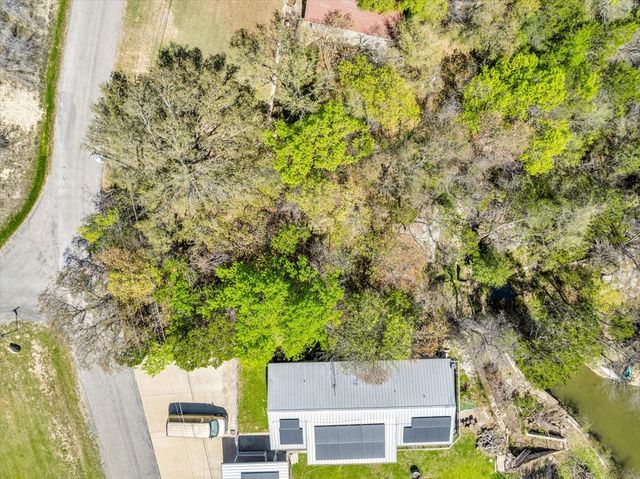 1011 Hidden Cove Trail, Granbury, TX 76049