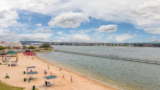 1011 Hidden Cove Trail, Granbury, TX 76049