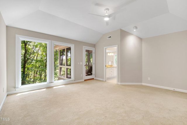 100 Collinson Drive, Chapel Hill, NC 27514