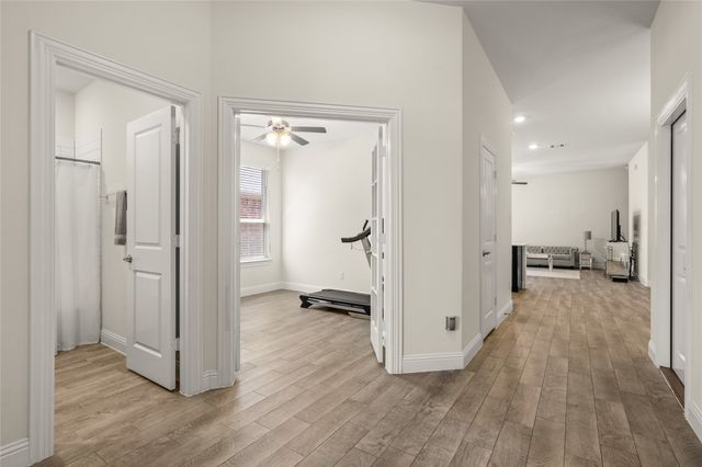 11024 Los Alamos Drive, Aubrey, TX 76227