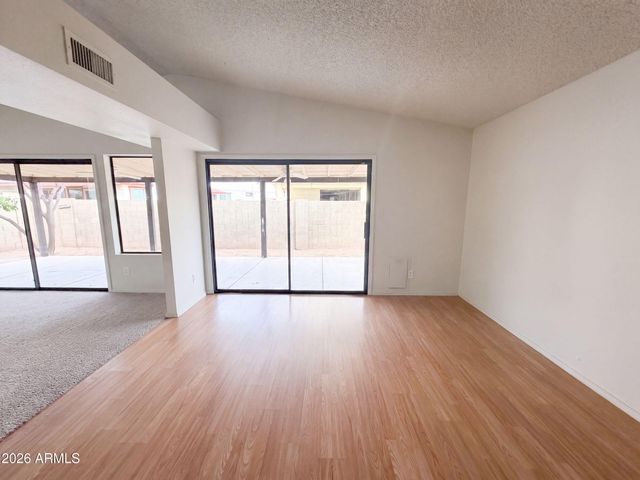 10020 W MONTECITO Avenue, Phoenix, AZ 85037