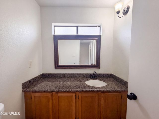 10020 W MONTECITO Avenue, Phoenix, AZ 85037