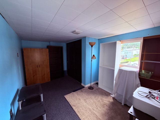 1040 Park AVENUE, East Mckeesport, PA 15035